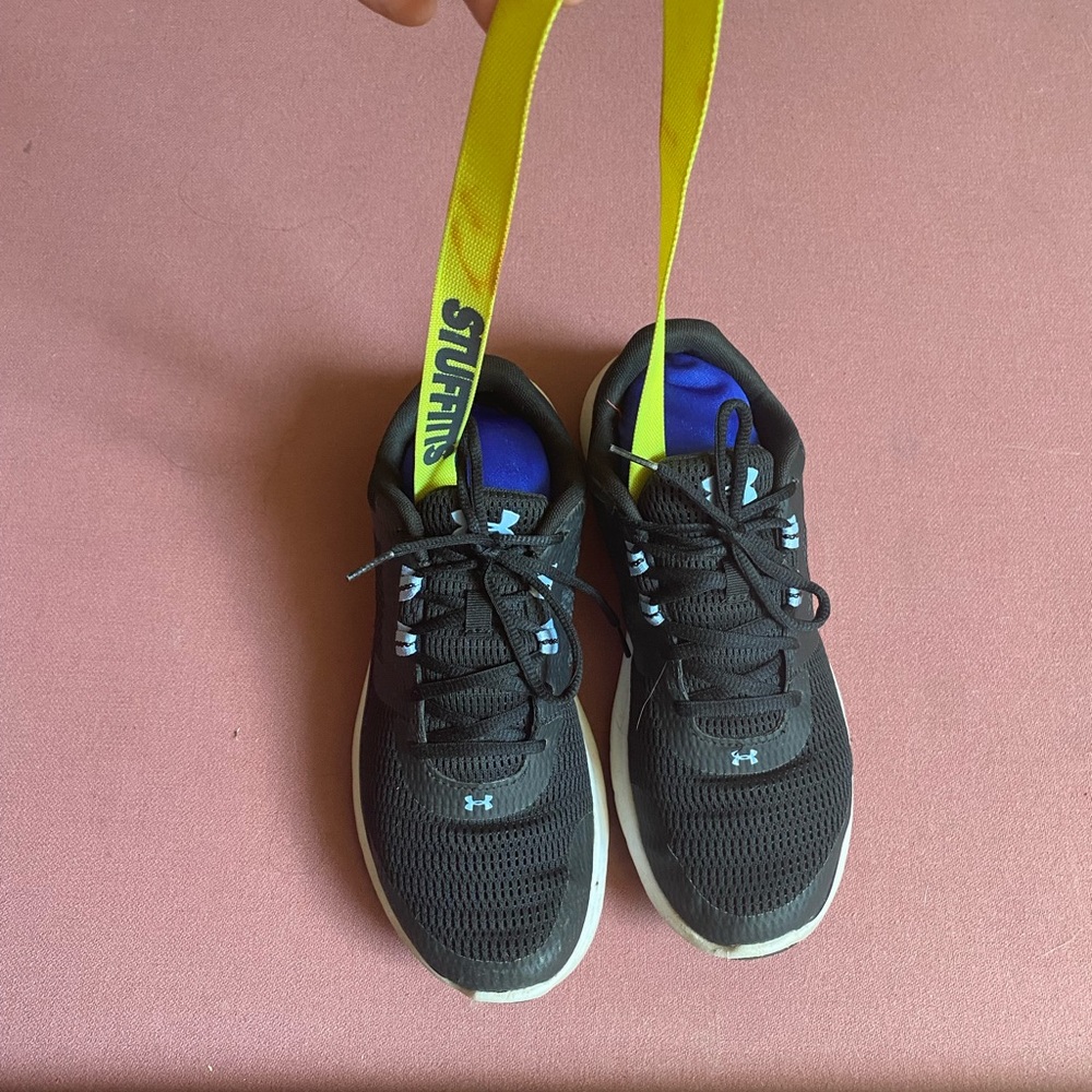 Sneaker holder carrier.